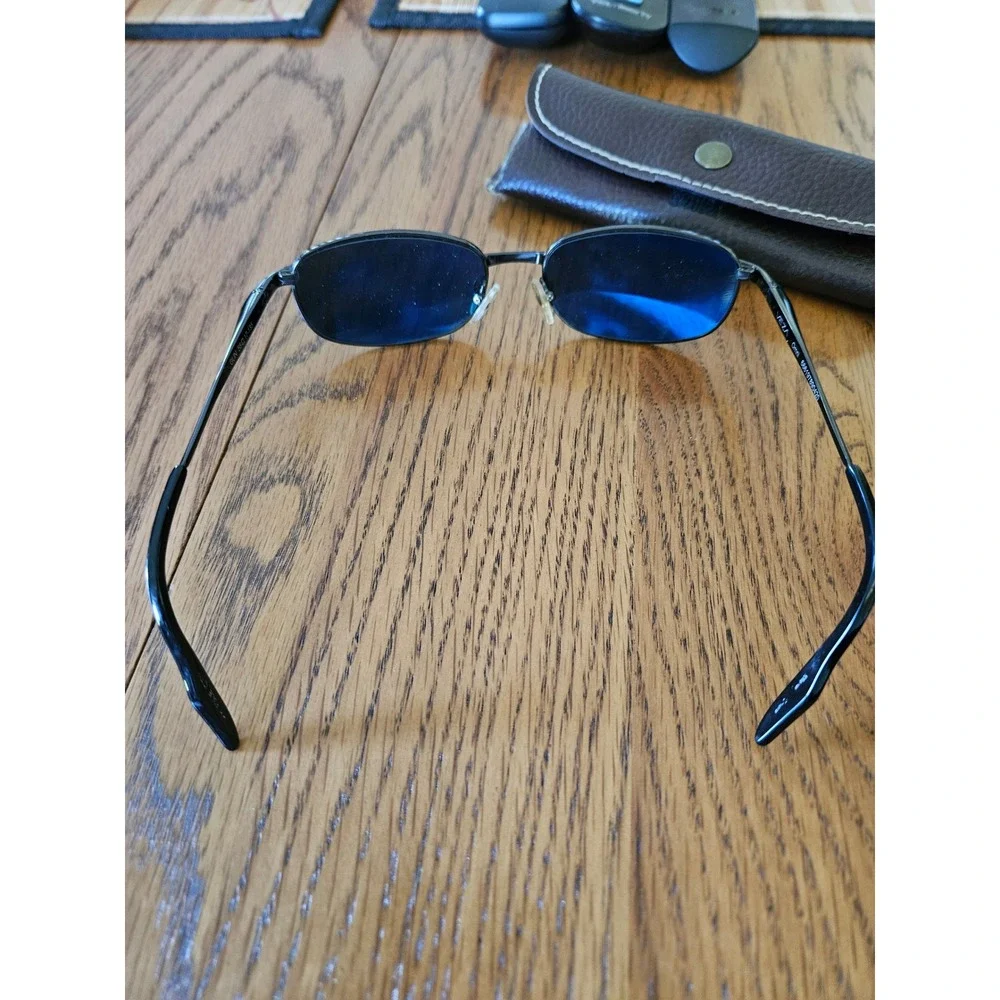 Veza Omni Sunglasses Unisex 55mm Gunmetal Rectangular Matrix Y2K Minimalist